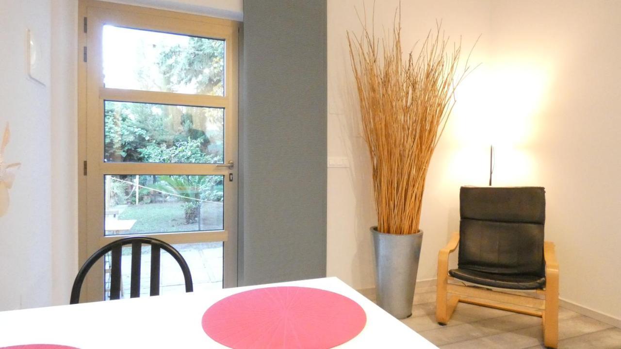 Buenretirope - Confortevoli Appartamentini Con Giardino Pescara Kültér fotó