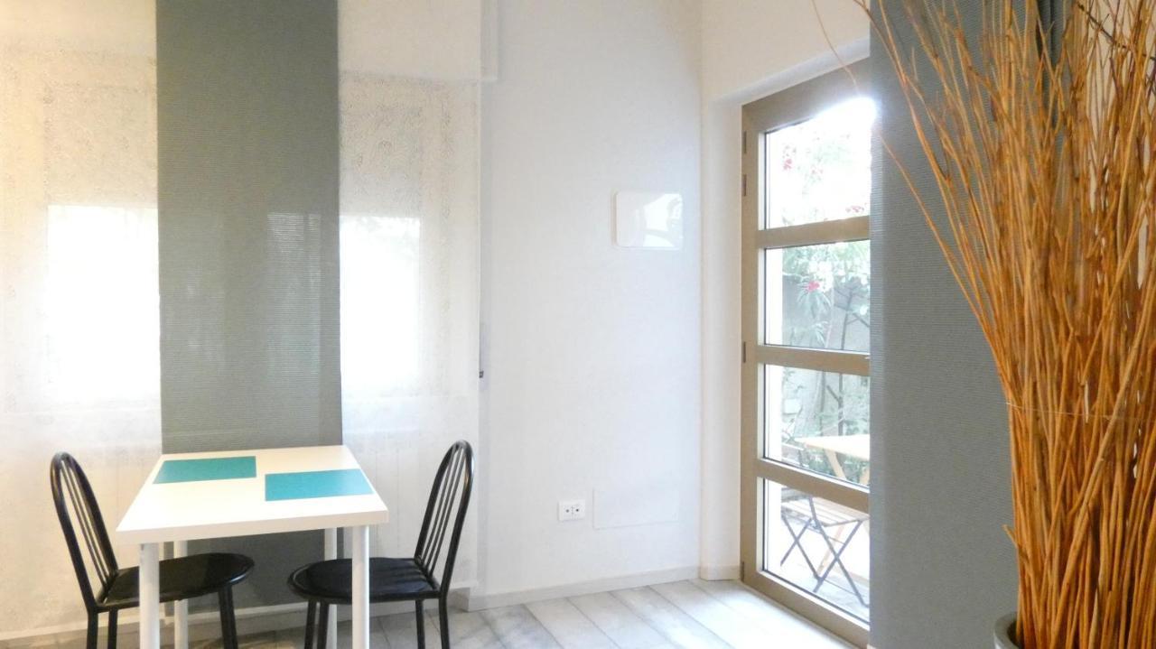 Buenretirope - Confortevoli Appartamentini Con Giardino Pescara Kültér fotó