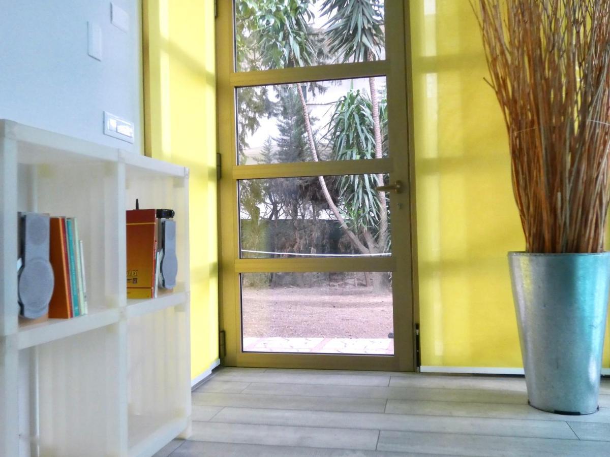 Buenretirope - Confortevoli Appartamentini Con Giardino Pescara Kültér fotó