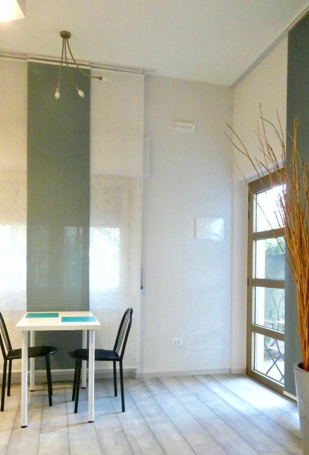 Buenretirope - Confortevoli Appartamentini Con Giardino Pescara Kültér fotó